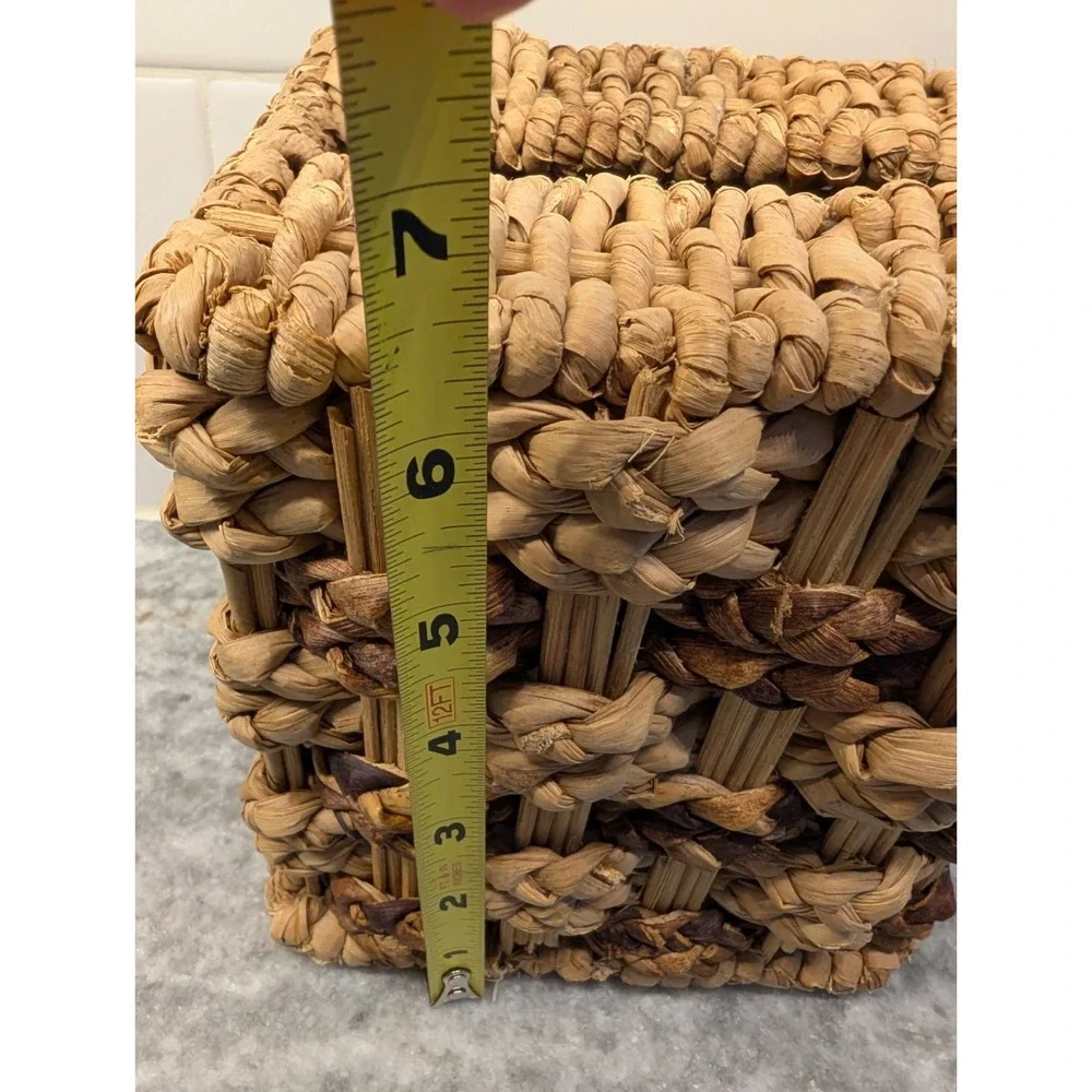 Vintage Rattan‎ Brown Wicker Basket Woven Square Tissue Box Cover